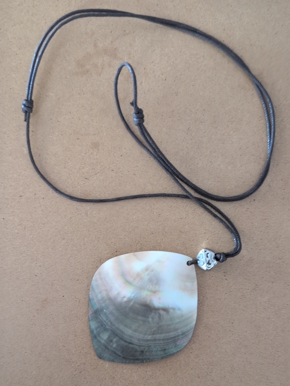 Natural Shell Pendant Necklace